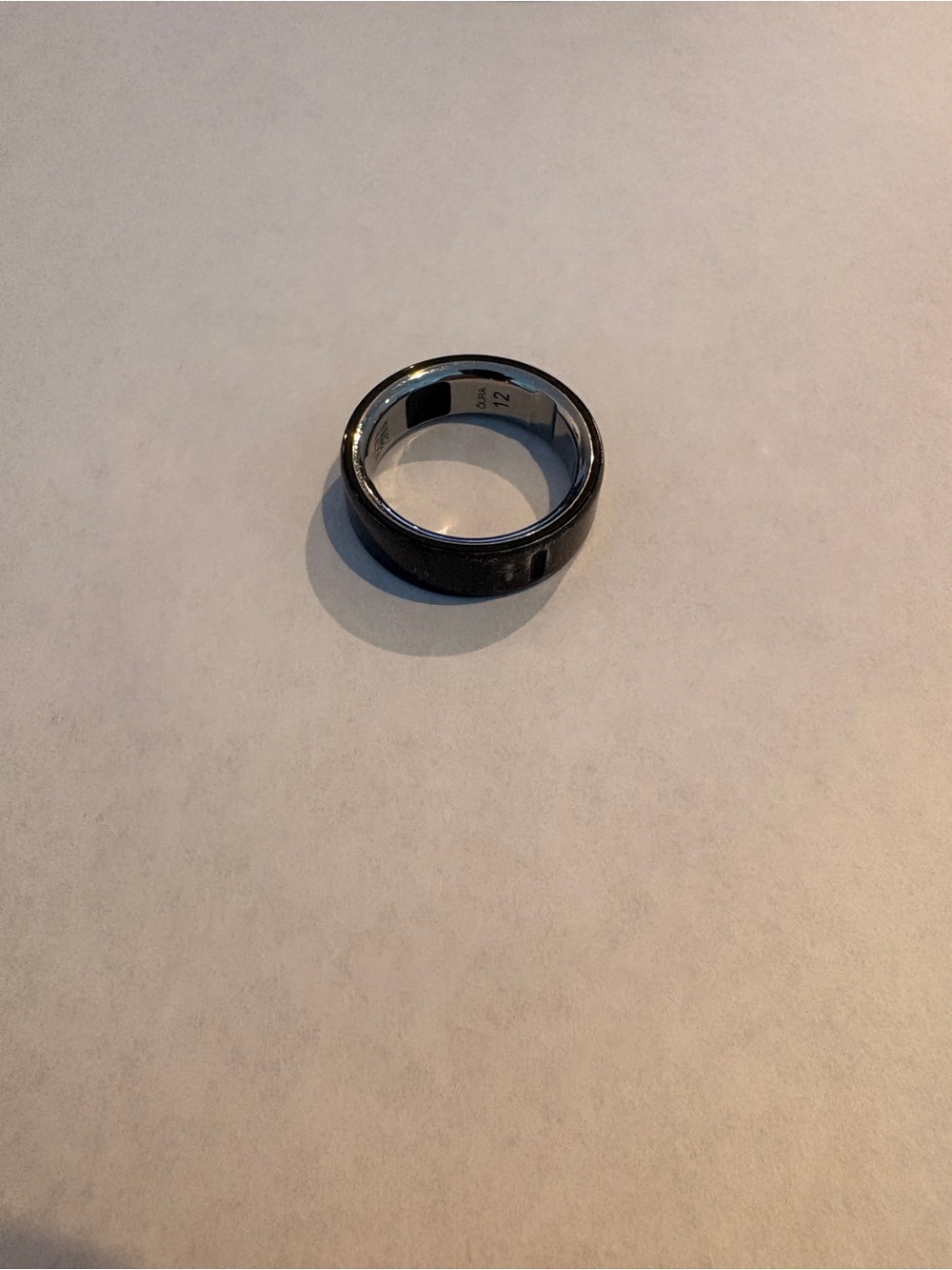 Oura Ring Gen 4 - Black - Size 12 - Picture 2 of 7